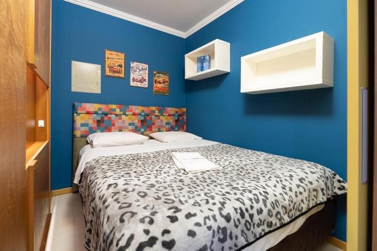 GRAMADO SOLAR REAL - 2 apts de 2 quartos no mesmo prédio, cada um comporta até 7 pessoas - IDEAL PARA GRUPOS - central - IDEAL PARA ANDAR A PÉ - nesta plataforma desde janeiro de 2015, oferecemos CREDIBILIDADE - seu PET é bem-vindo - GARAGEM COBERTA Extérieur photo